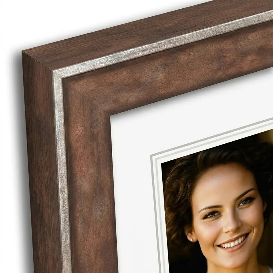 Rám na obraz drevený Como A3 29,7x42 cm tmavý orech so strieborným lemom
